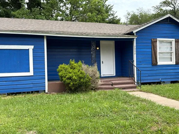 2602 Tanglewood St, Orange, TX 77630