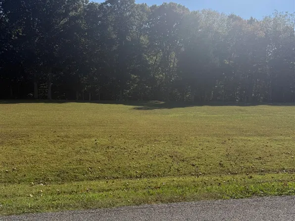 8121 Richardsville Rd, Bowling Green, KY 42101