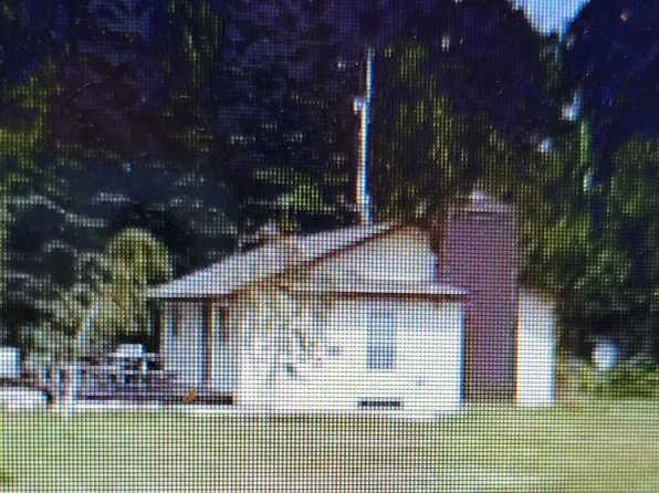 10661 N Clare Ave, Harrison, MI 48625