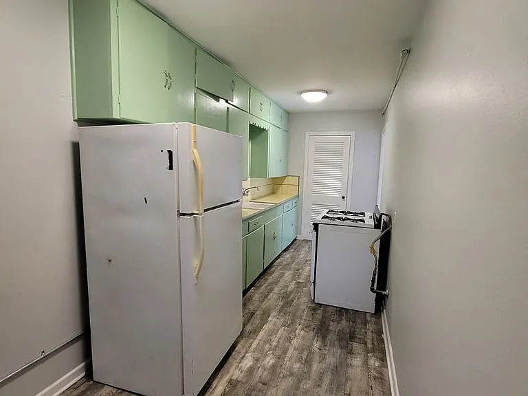 340 Natalen Ave — Photo 16