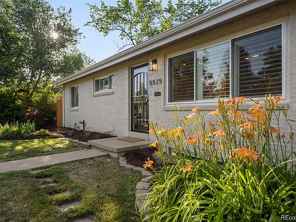 3rd image of 5525 E Amherst Avenue