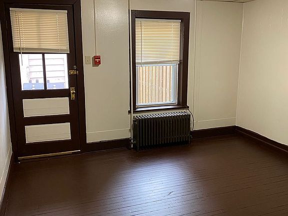 5th image of 678 Northampton St #2W