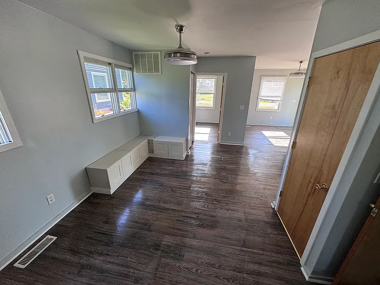 115 Wamplers Ct — Photo 7