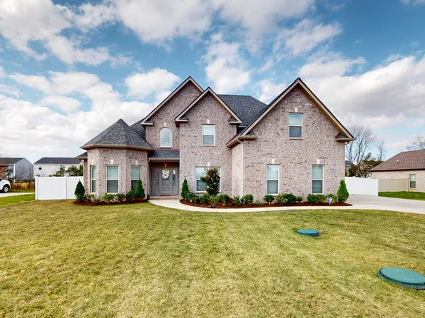 5418 Vermillion Ct, Christiana, TN 37037