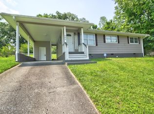 809 Topoca Trl, Athens, TN 37303