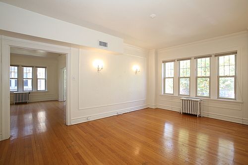 5th image of 7532 Parkdale Ave APT 1