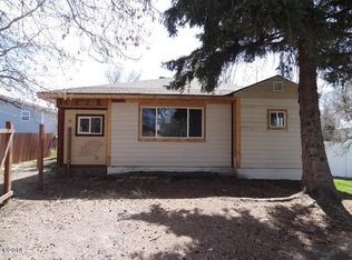 806 10th Ave E, Polson, MT 59860