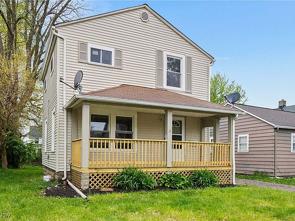 3rd image of 147 Fairlawn Ave