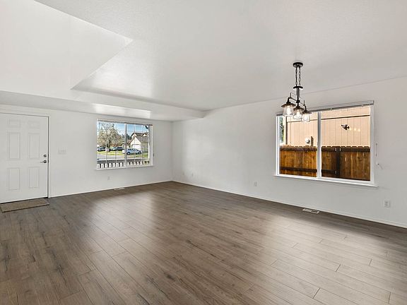 3rd image of 3705 230th St E