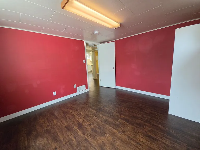 1221 E Crandall Ave #2 — Photo 13