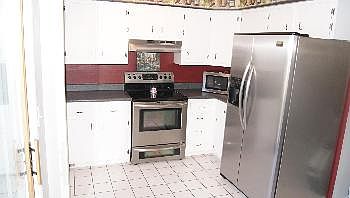 3rd image of 821 NW Greenwood St #35