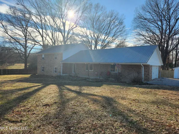 2125 Swinnea Rd, Nesbit, MS 38651