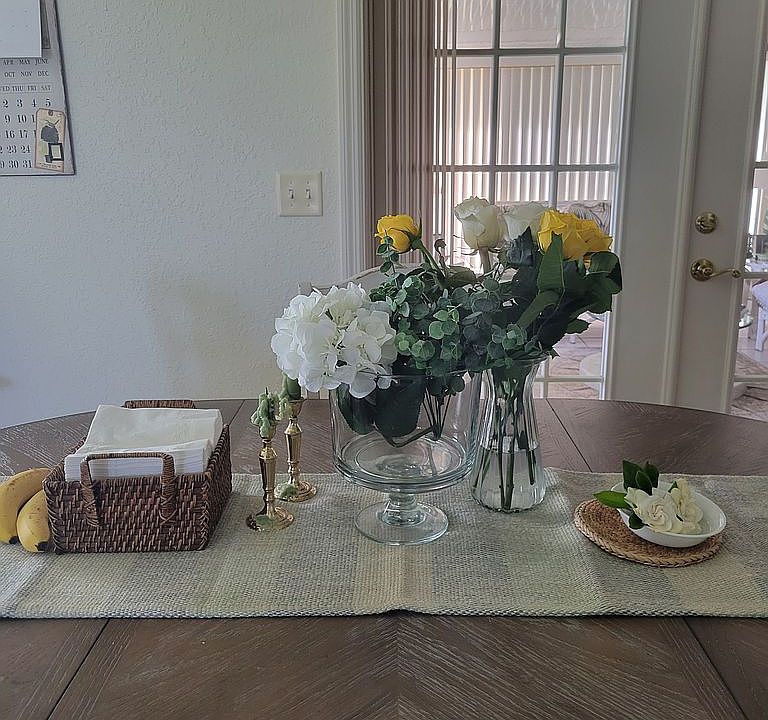 2nd image of 25210 Canterbury Dr