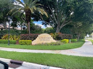 4034 Peppertree Dr, Fort Lauderdale, FL 33332