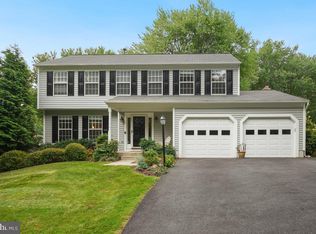 14141 Saddle River Dr, Gaithersburg, MD 20878