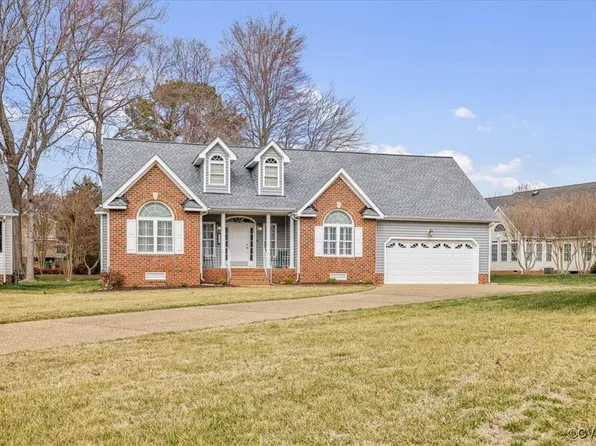 268 Kennon Pointe Dr, Colonial Heights, VA 23834