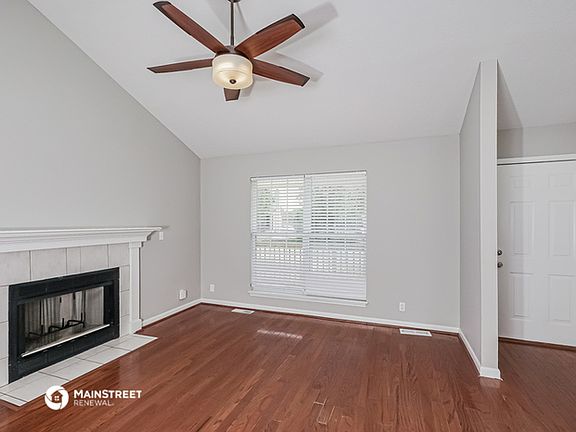 5th image of 6905 Colrain Cir