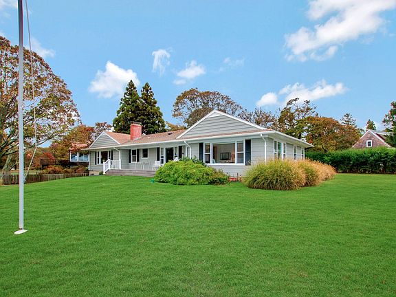 2nd image of 51 Peconic Ave