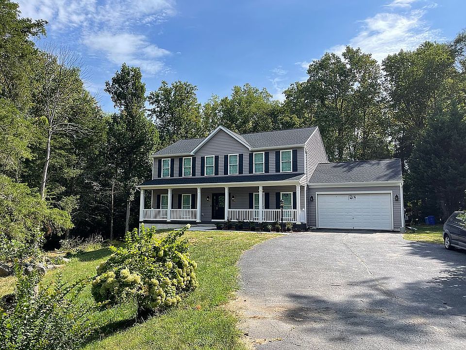 2nd image of 4030 Carrick Ct