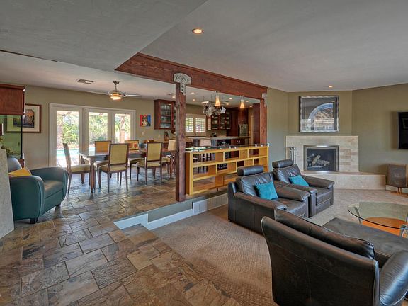Great Room / Open Floor Plan