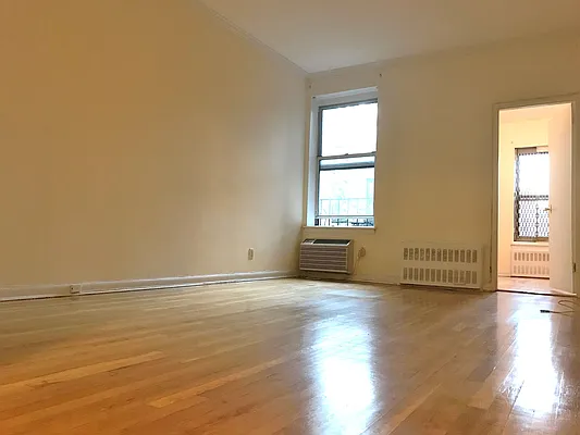 Rented by Paley Management | media 2