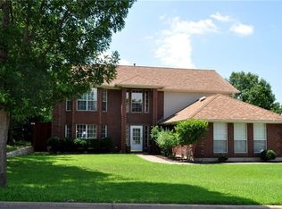 7520 Brentwood Ct, North Richland Hills, TX 76182