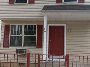 141 Dwight St, Jersey City, NJ 07305
