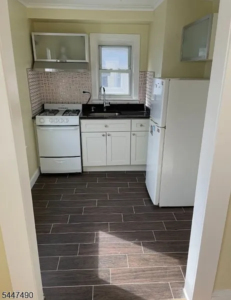 1 bed, 1.0 bath, $1,800 — Photo 4