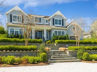 55 Floyd St, East Hampton, NY 11937
