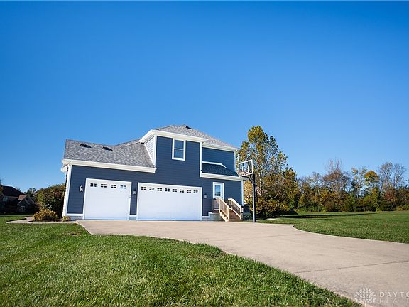 5th image of 90 Pleasantwood Ct