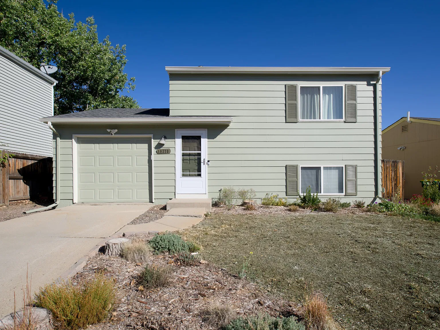 3 bed, 1.5 bath, 1197 sqft, $2,250 — Photo 1