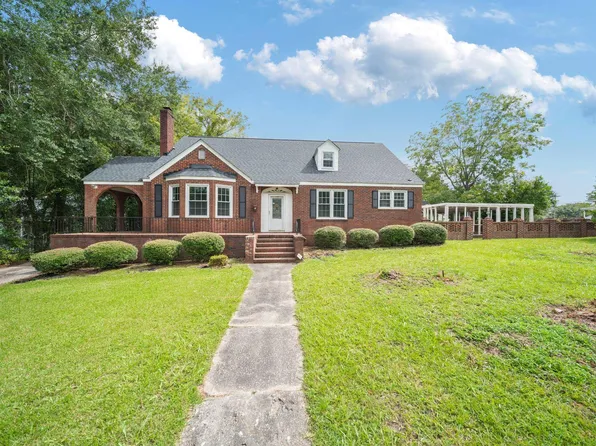 1740 Carolina Ave, Orangeburg, SC 29115