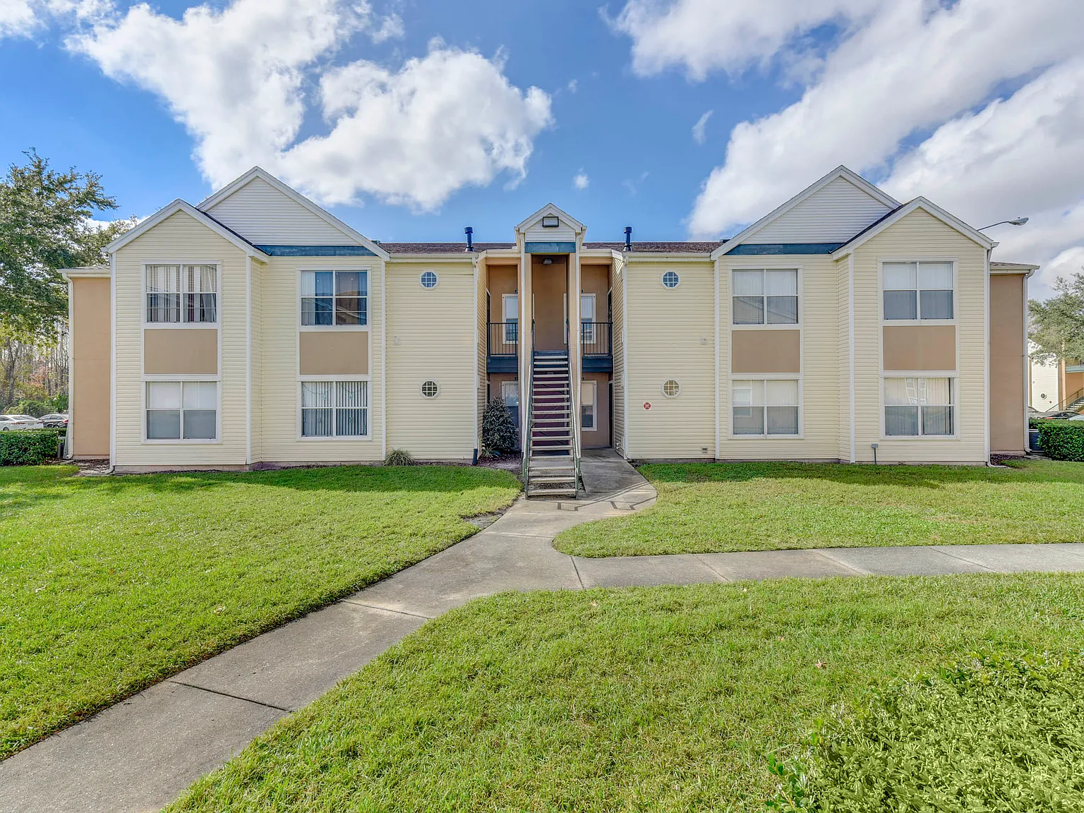 Academy at Waterford Lakes — Photo 4