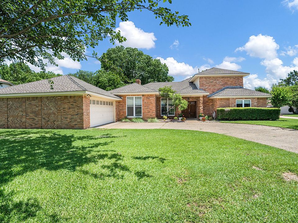 1st image of 602 Highland Hills Ln