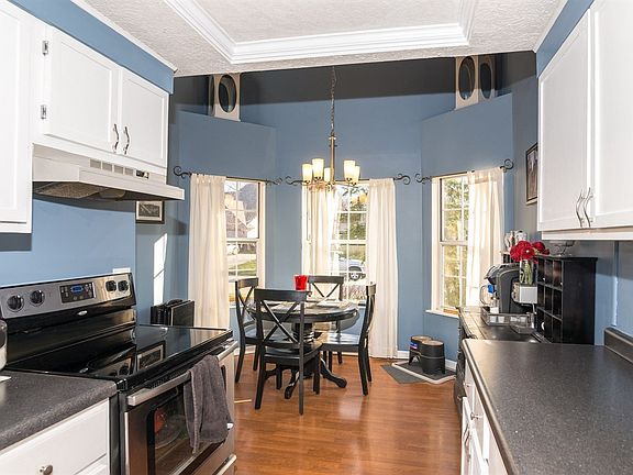 5th image of 8818 Burwick Dr