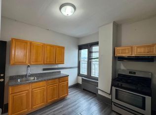 425-427 3rd Ave #3, Elizabethport, NJ 07206