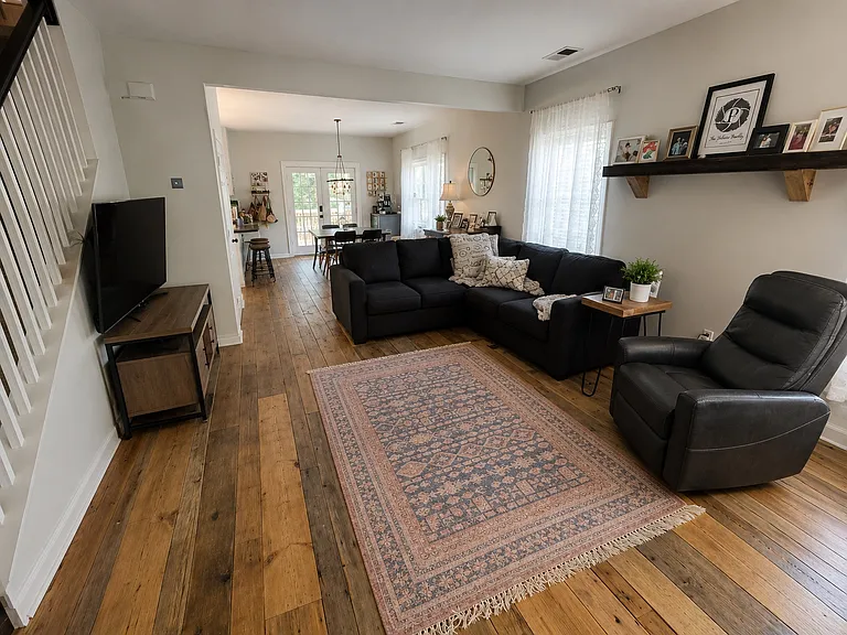 71 Kensington Blvd — Photo 3