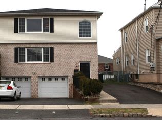 25 Mechanic St FLOOR 1, Millburn, NJ 07041