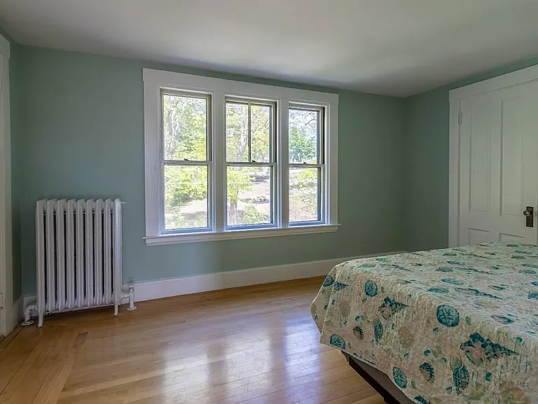 10 Sea Rd — Photo 16