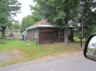 34 1st St, Tupper Lake, NY 12986
