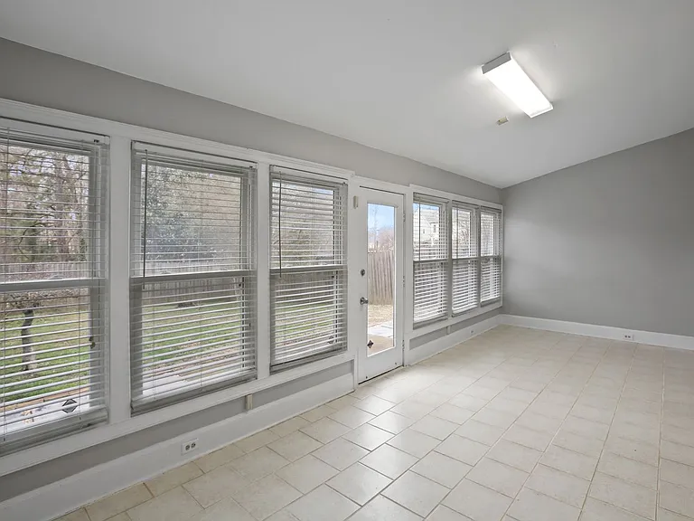 245 Towergate Pl — Photo 5