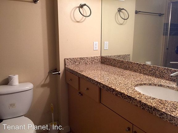 5th image of 801 National City Blvd Unit 913