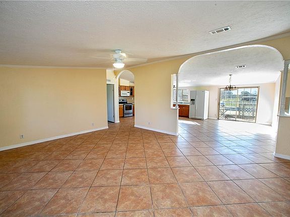 5th image of 10402 SE Mehl Ave
