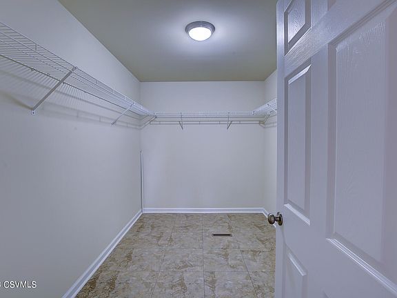 4th image of 133 N Oakwood Ln
