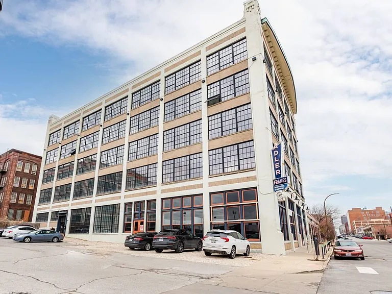The Adler Frame Lofts — Photo 17