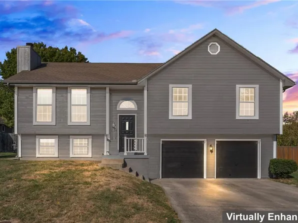 1324 NE Florence Ave, Lees Summit, MO 64086