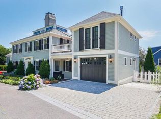 12 Bennett St, Manchester, MA 01944