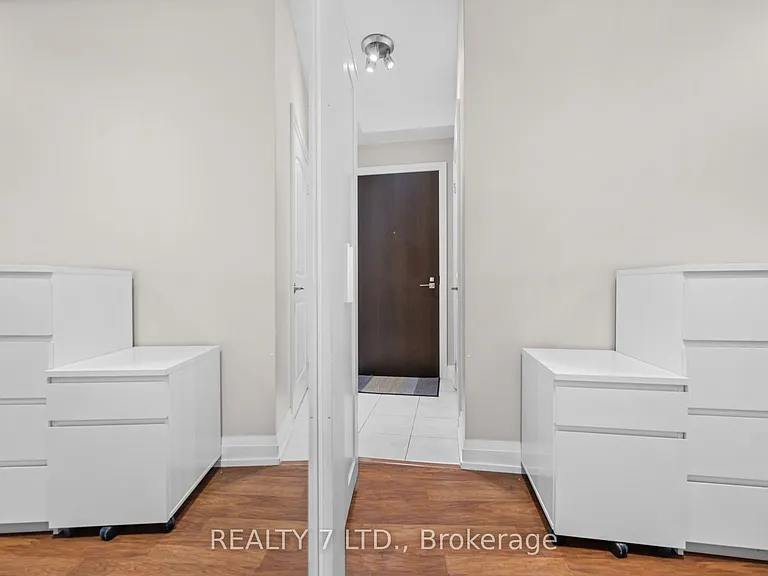1070 Sheppard Ave W #323 — Photo 18