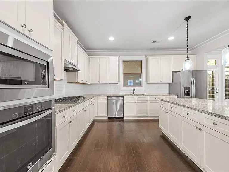 2439 Muirfield Pl — Photo 16