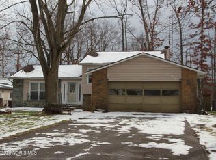 2169 Hawthorne Dr, Defiance, OH 43512